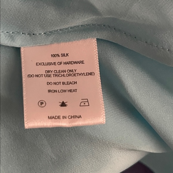 DANNIJO WRAP 100% SILK MINI DRESS - Picture 11 of 15